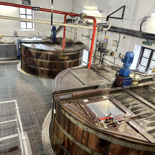 Royal Lochnagar – königliche Lage und Einblick in die Whiskyproduktion