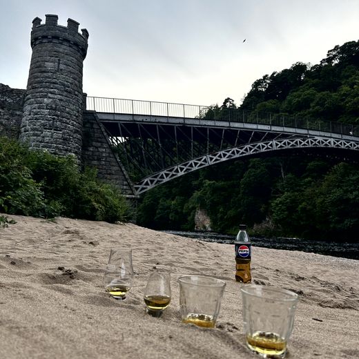 Whiskyabend in Craigellachie – seltene Flaschen und Barfunde