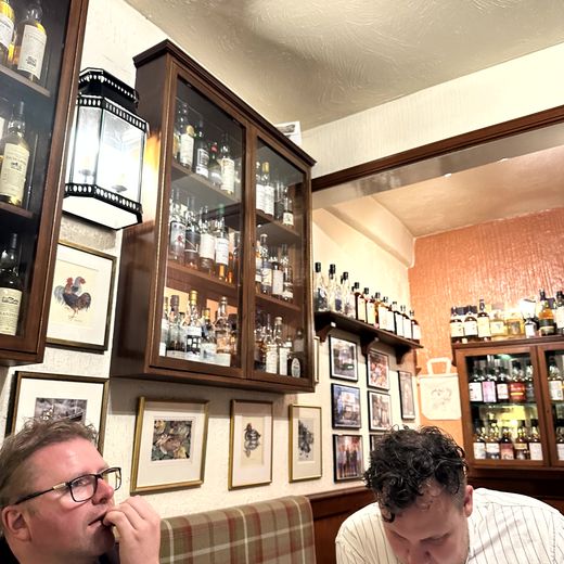 Whiskyabend in Craigellachie – seltene Flaschen und Barfunde