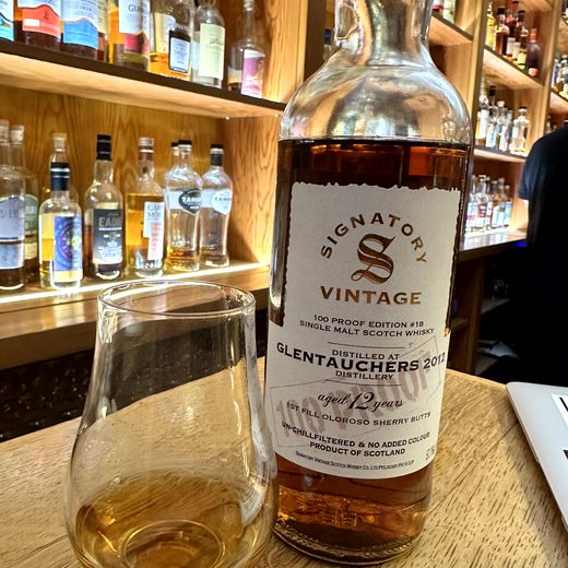 Whiskyabend in Craigellachie – seltene Flaschen und Barfunde