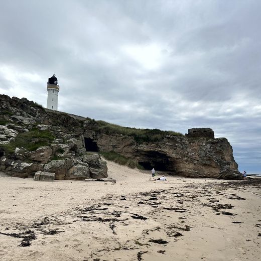 Moray Coast – Covesea Lighthouse, Dünenpfade und weite Blicke