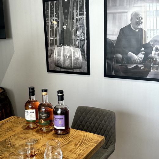 The GlenAllachie im Glas – Tasting-Set und Hausstil mit Heidehonig