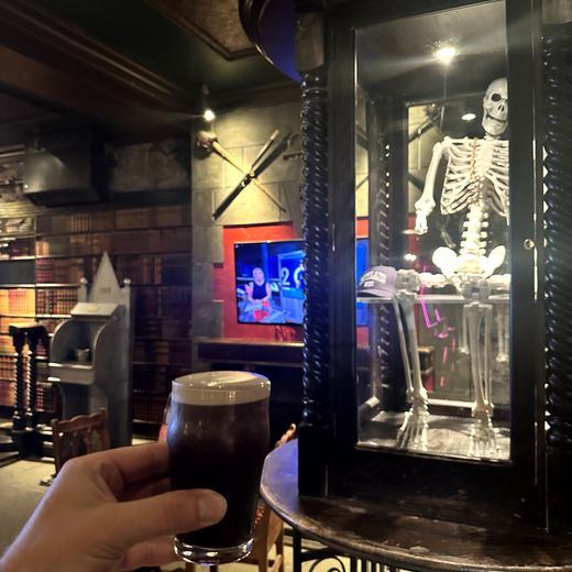 Aberdeen bei Nacht – Granitarchitektur, The Stag und ein letzter Snack