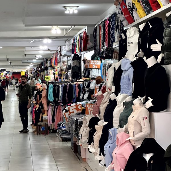 Abendlicher Bummel und Shopping-Eindrücke