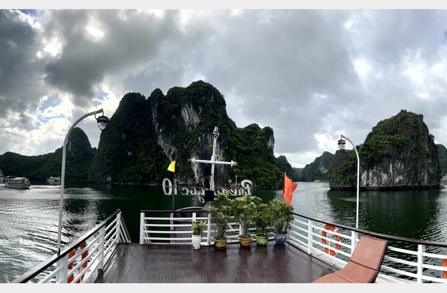 Morgen in der Halong-Bucht – Strand, Baden und letzte Ausblicke