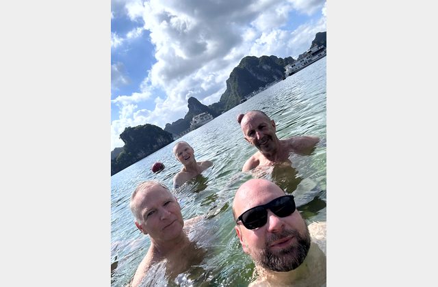 Morgen in der Halong-Bucht – Strand, Baden und letzte Ausblicke