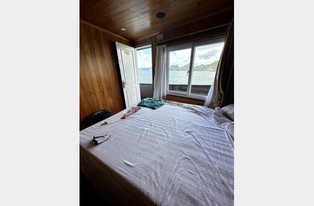 Green Life Centre und Abschied von der Halong-Bucht