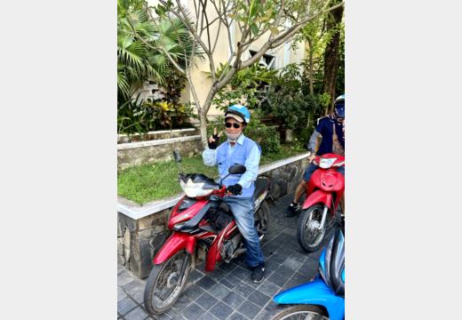Hue Motorbike Tour – Thanh-Toan-Brücke, Enten und Dorfmarkt