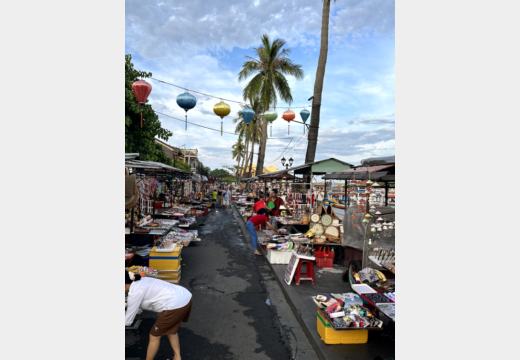 Hoi An Altstadt – Tempel, Schneider, Markt und Streetfoodstände