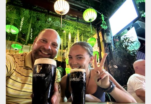 Hoi An bei Nacht – Laternen, Fluss und Nachtmarkt