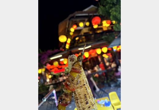 Hoi An bei Nacht – Laternen, Fluss und Nachtmarkt