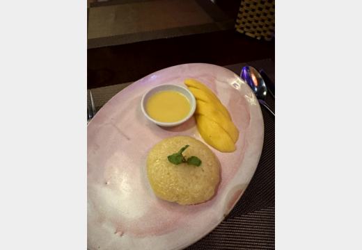 Zweiter Abend in Hoi An – Laternen, Grillspieß, Nudeln und Dessert