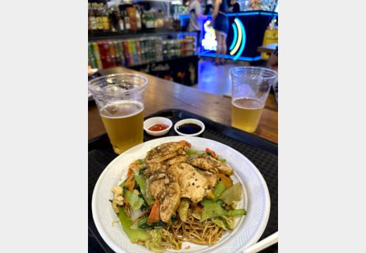 Saigon bei Nacht – City Hall, Saigon River und Rooftopbars