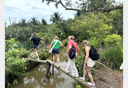 Mekong-Delta / Ben Tre – Boot, Kokosprodukte, Honigtee, Reispapier, Elefantenohrfisch und Sampan
