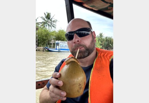 Mekong-Delta / Ben Tre – Boot, Kokosprodukte, Honigtee, Reispapier, Elefantenohrfisch und Sampan