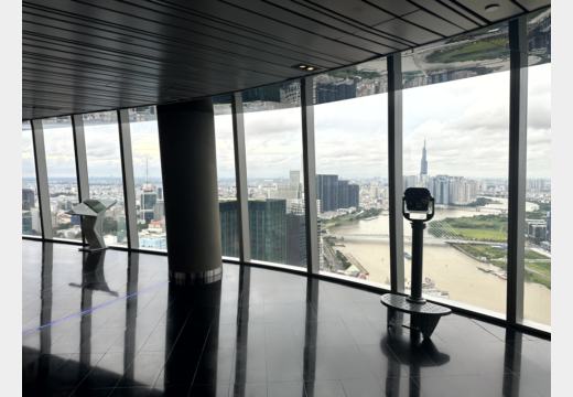 Zurück in Saigon – Hotel, Skyline und Pool über der Stadt
