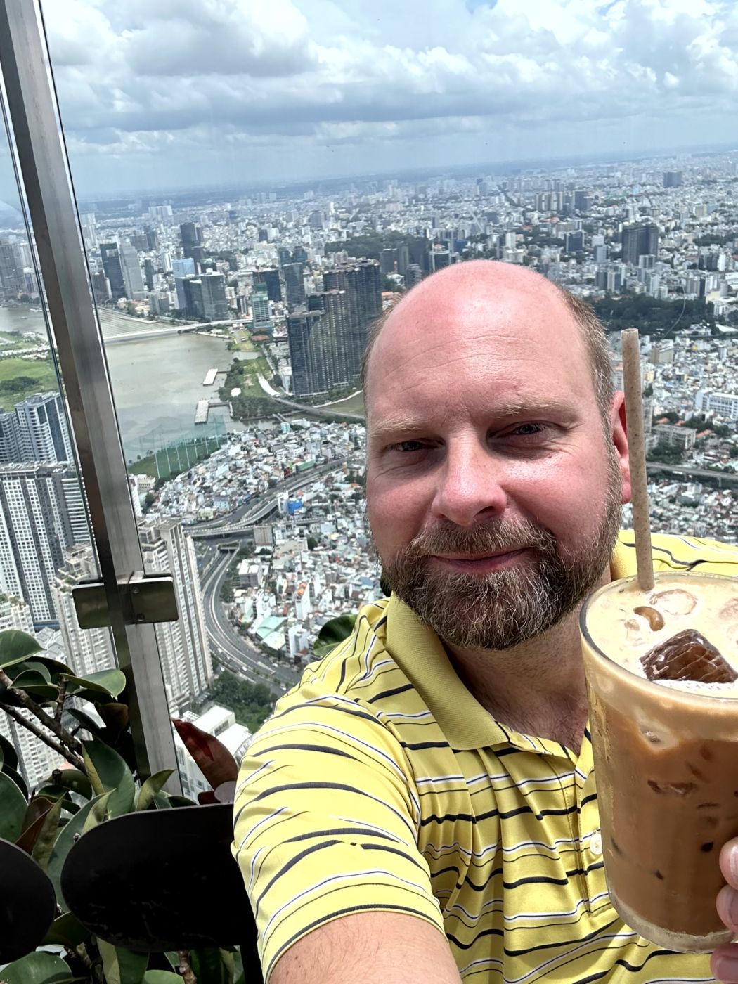 Freier Tag in Saigon – Landmark 81, Skyline, Shopping und Lunch