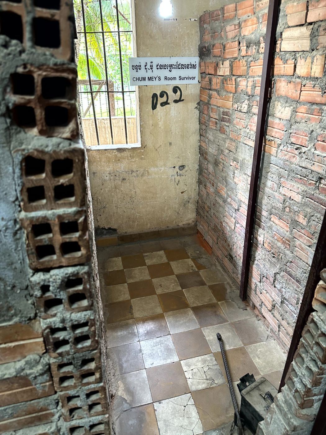S21 & Killing Fields – bedrückender Vormittag in Phnom Penh