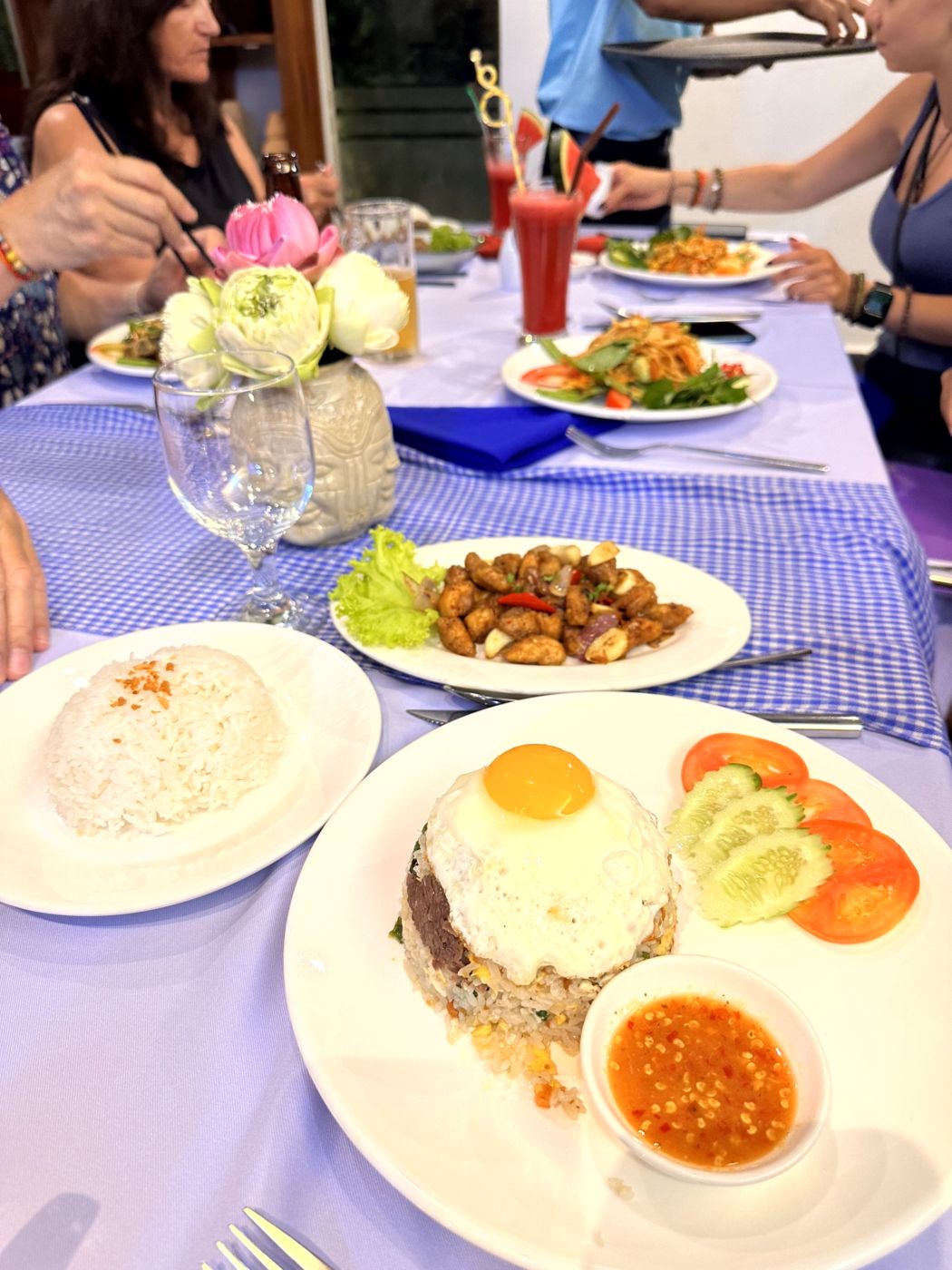 Letzter Siem-Reap-Abend – Angkor im Abendlicht und klassisches Khmer-Dinner