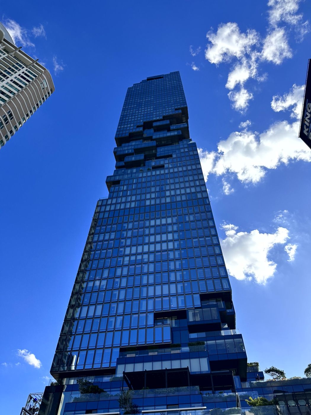 Bangkok von oben – Mahanakhon SkyWalk, Glasboden und Sunset-Views