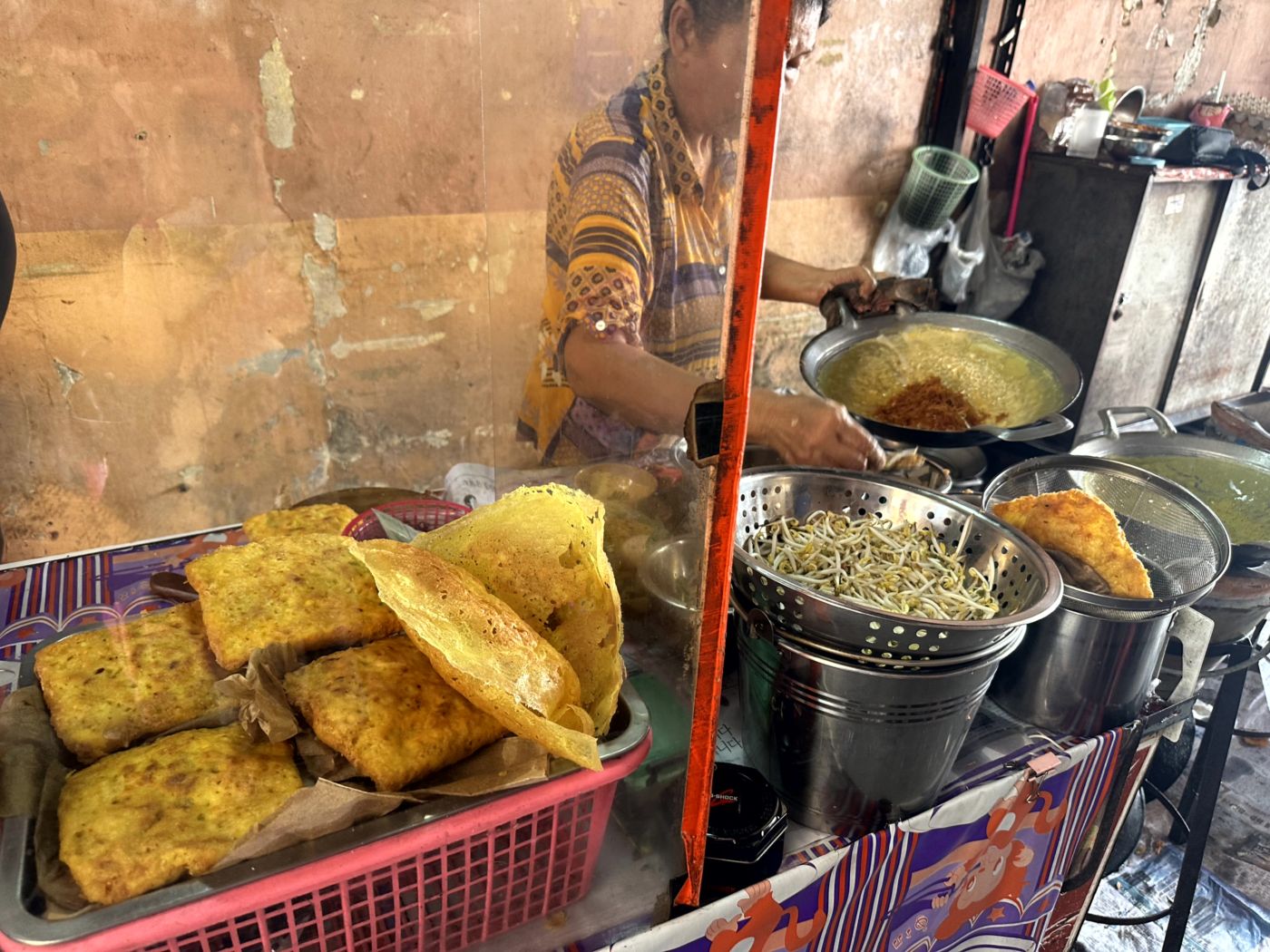Bangkok Food Tour mit Khlong Boat Ride – Märkte, Kanäle und viele Kostproben