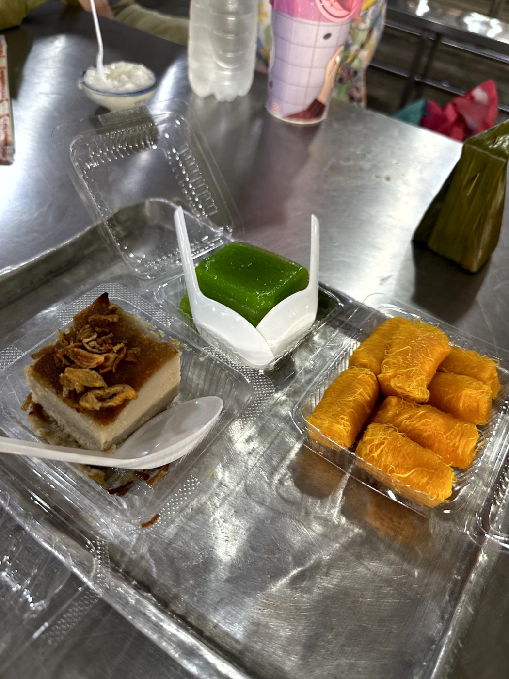 Bangkok Food Tour mit Khlong Boat Ride – Märkte, Kanäle und viele Kostproben