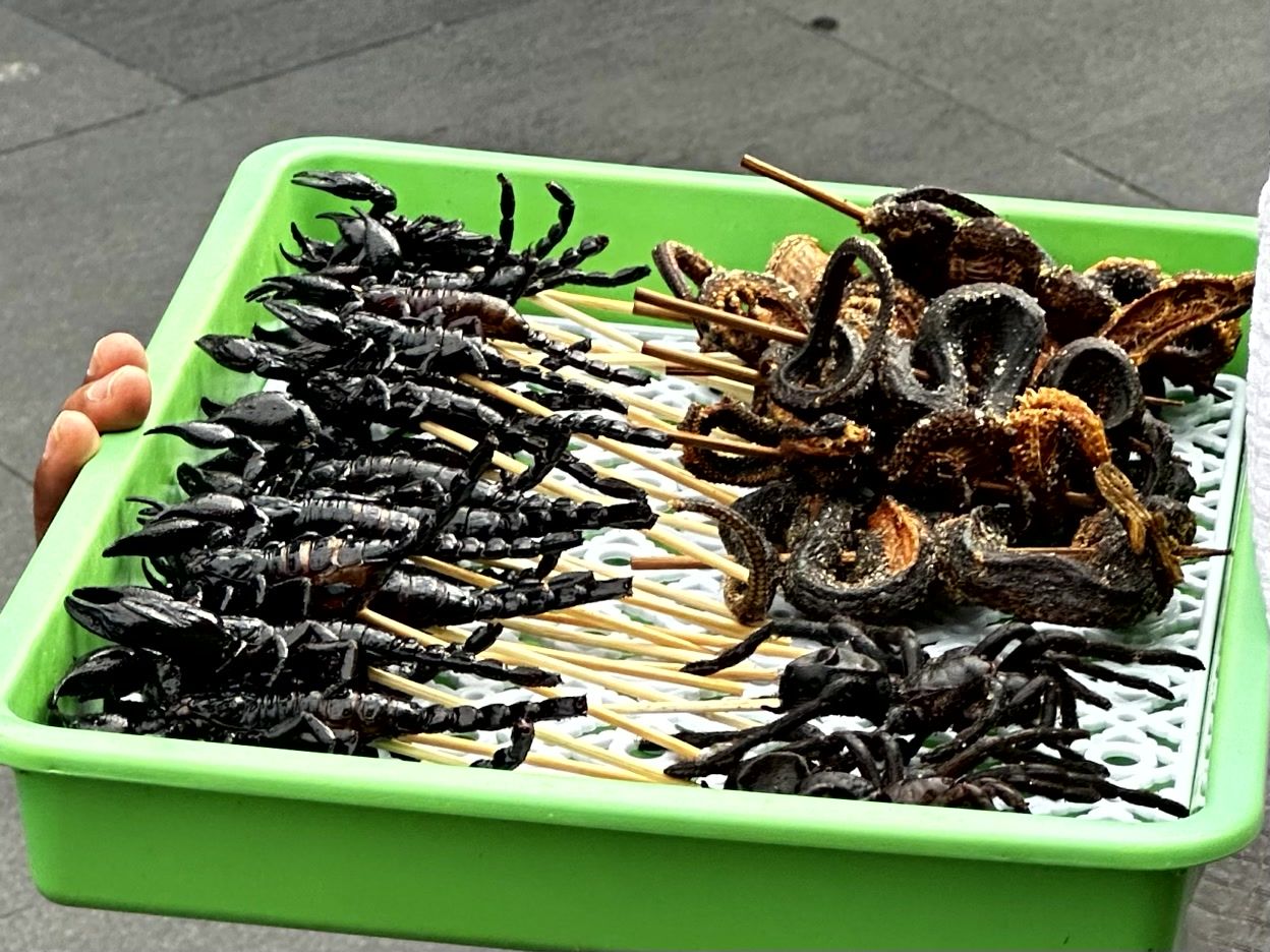 Bangkok Food Tour mit Khlong Boat Ride – Märkte, Kanäle und viele Kostproben