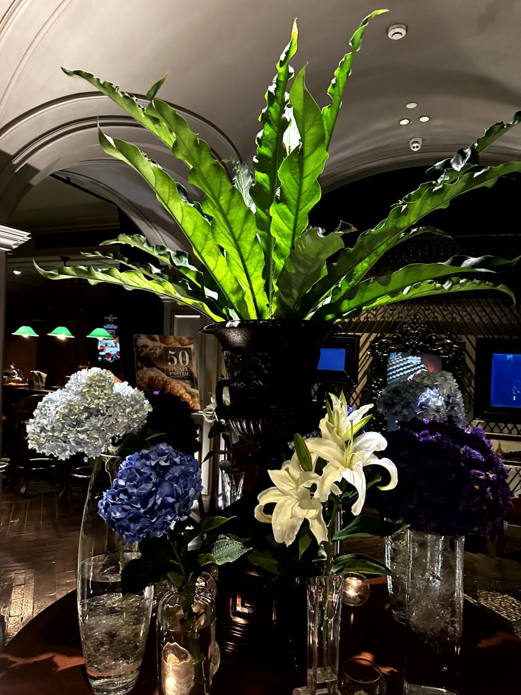 Offizielles Reiseende in Bangkok – Skyline, Rooftop-Bars und Red-Sky-Nacht