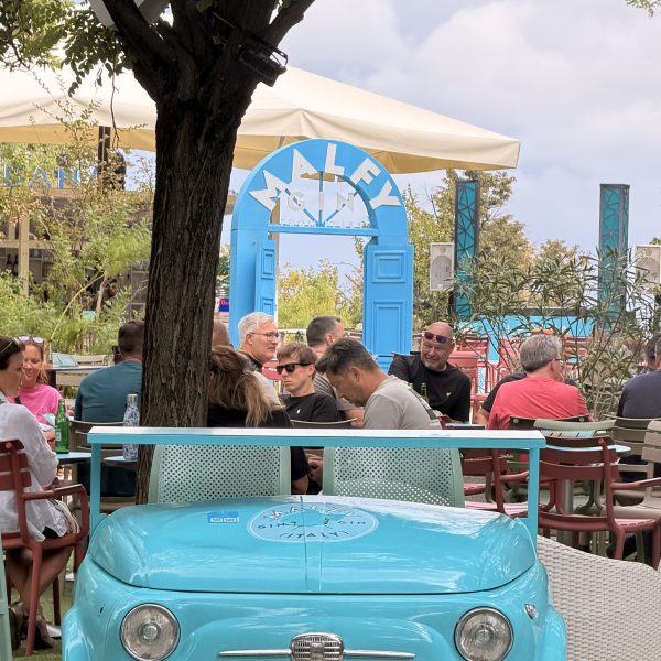 Mittag – Ćevapčići, Eis und eine kleine Pause